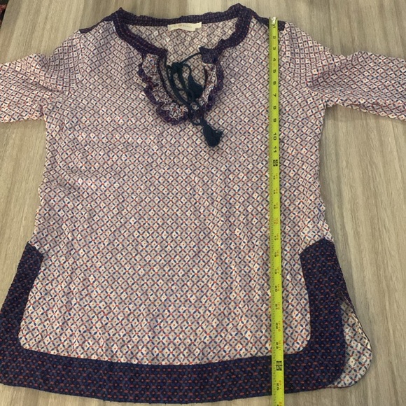 Tory Burch Gwenna Printed Tunic Top Size 2 Red and Blue Semi Sheer - Picture 9 of 10